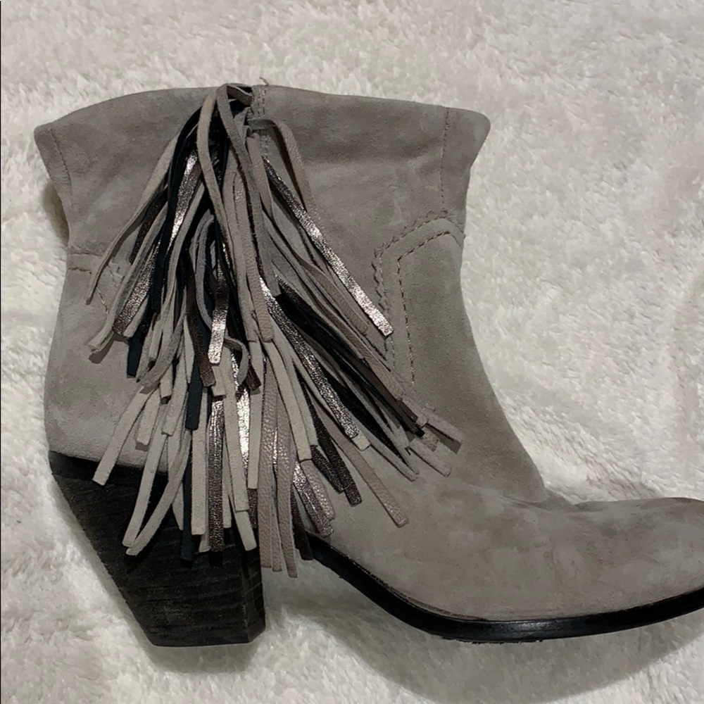 Sam Edelman booties silver grey